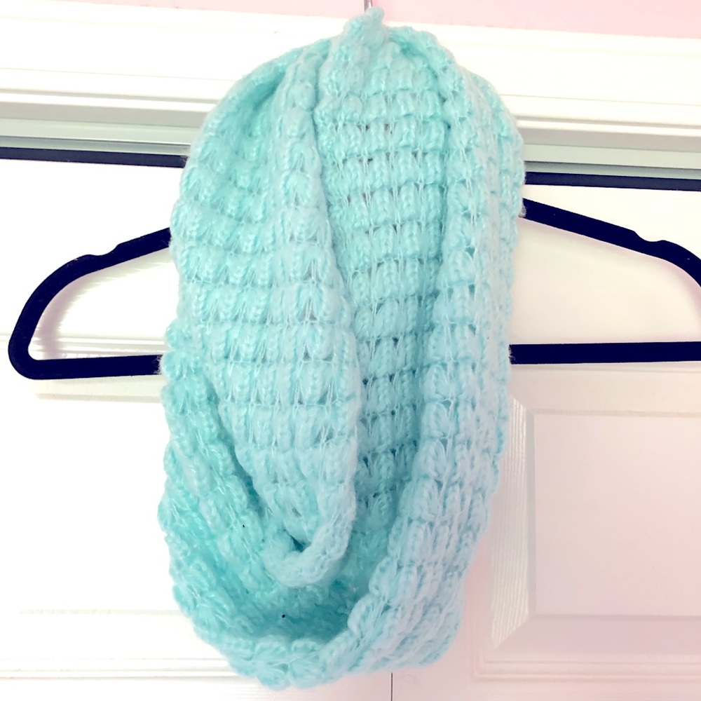 Teal infinity scarf
